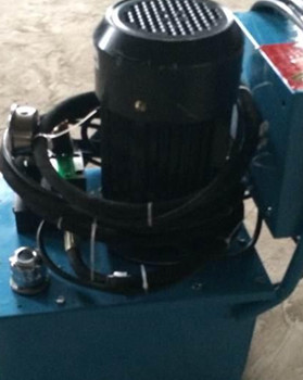 鉚接機脫模困難怎么辦？鉚接點容易撕裂怎么辦？